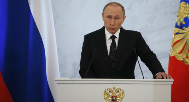 Путин утверждает, что в Сирии военные РФ "сражаются за свою страну"