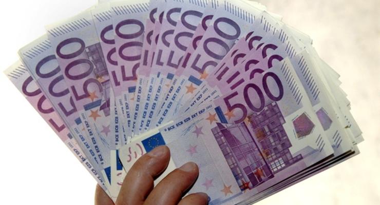 Житель Вены выловил в реке банкноты на сумму более 100 тысяч евро