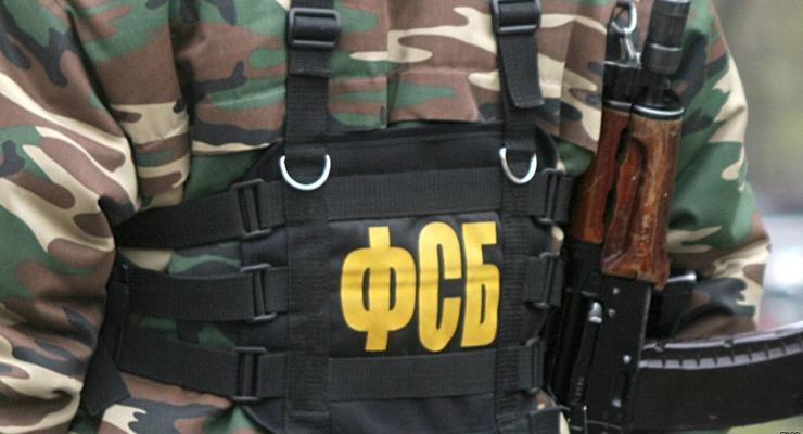 В Крыму проходят обыски у редактора канала ATR
