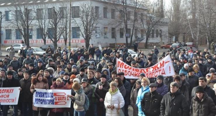 Сотрудники шахты имени Стаханова объявили забастовку
