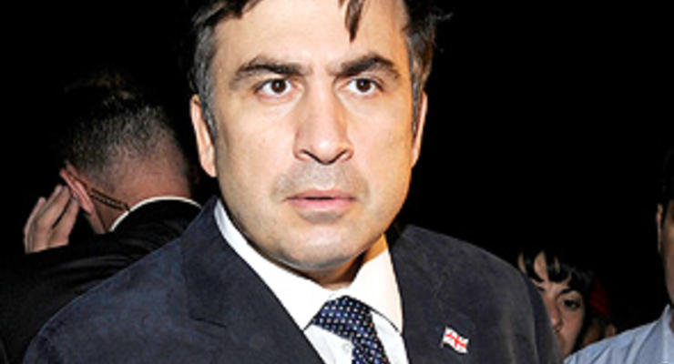 Саакашвили пришел в НАБ с заявлением на самого себя