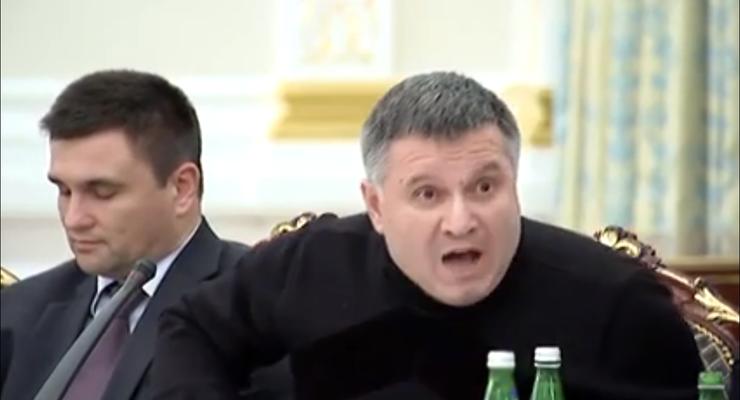 "Ворье, бл*": появилось видео конфликта Саакашвили и Авакова