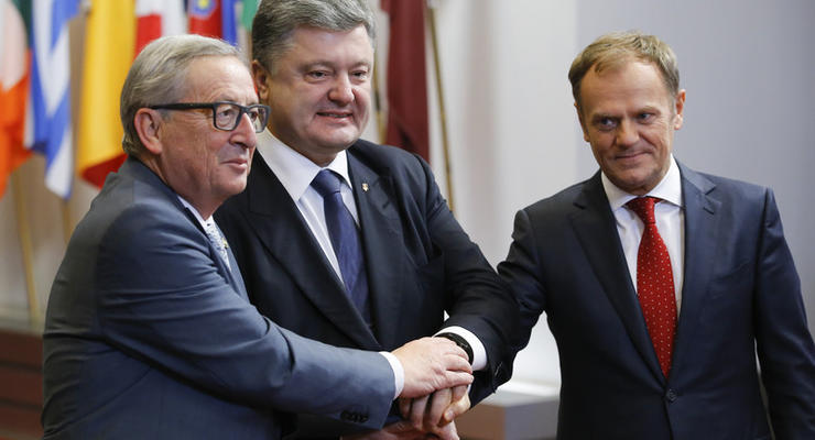 Порошенко - Юнкеру: ЗСТ Украины с ЕС не должна быть отложена
