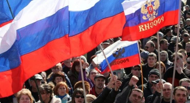 Соцопрос: 80% россиян считают, что в стране экономический кризис