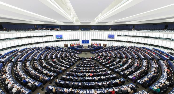 Европарламент готов поддержать безвизовый режим для Украины