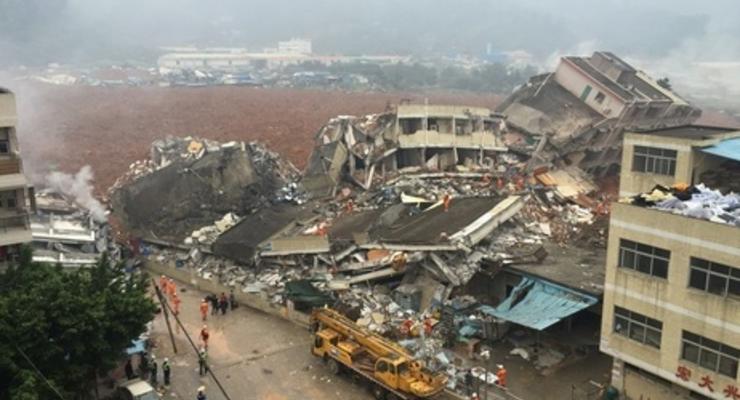В результате оползня в китайском городе Шэньчжэнь разрушены 20 зданий