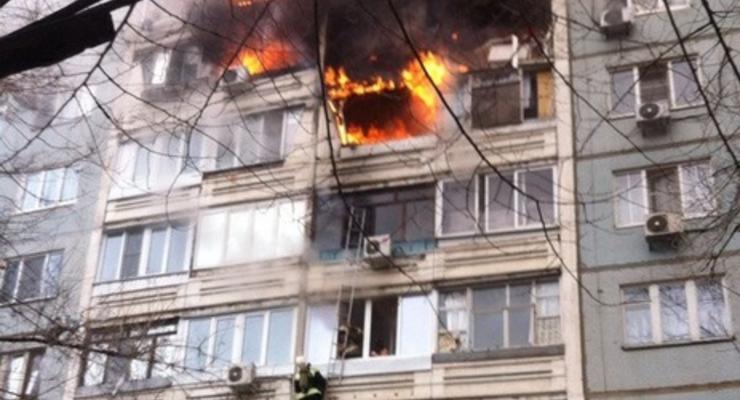 МЧС РФ: Под завалами дома в Волгограде могут находиться до 12 человек