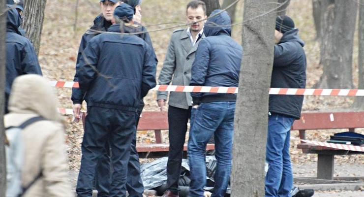 Возле одной из киевских станций метро обнаружили труп