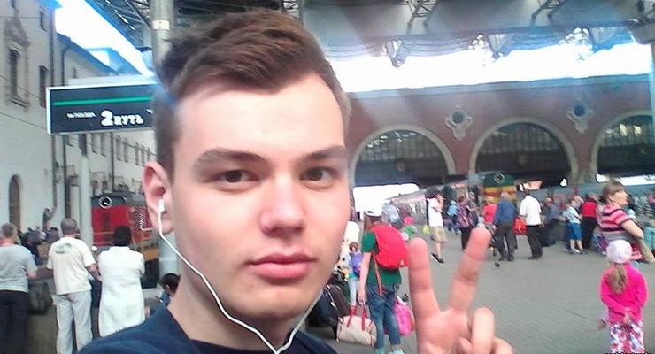 Отец погибшего в РФ активиста Колесникова не верит в самоубийство сына