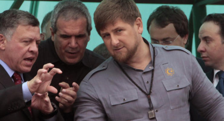 Кадыров пообещал призвать к ответу родственников чеченцев, которые митинговали против него в Вене