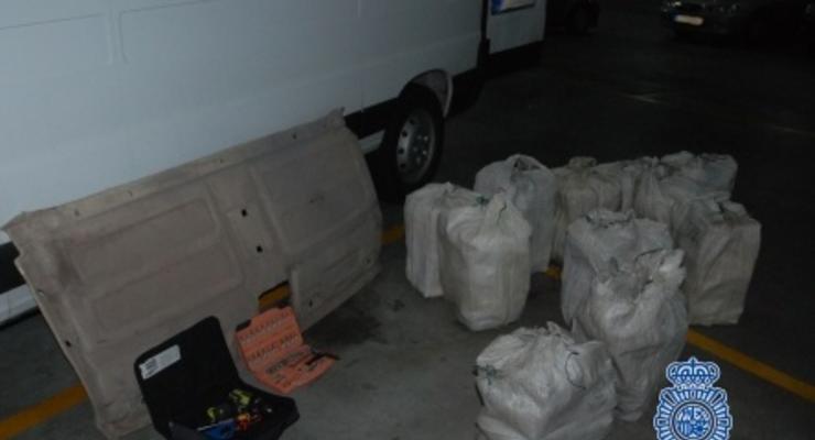 В Испании полиция задержала три тонны кокаина
