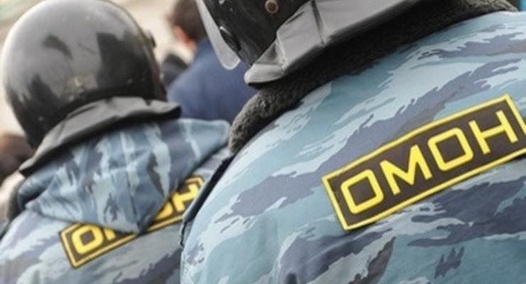 В Крыму вооруженный ОМОН охраняет детские санатории от "радикалов" - СМИ