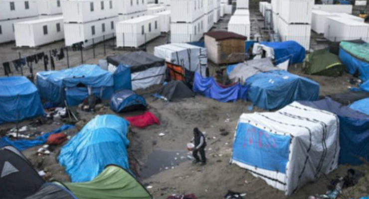 В лагере беженцев на севере Франции могут прятаться джихадисты