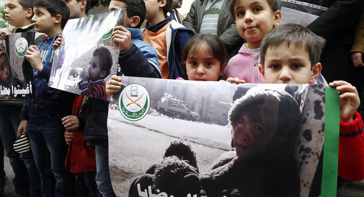 Франция требует от РФ прекратить операции против жителей Сирии
