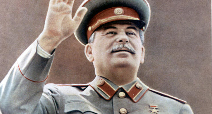 Россияне все больше поддерживают личность Сталина - опрос