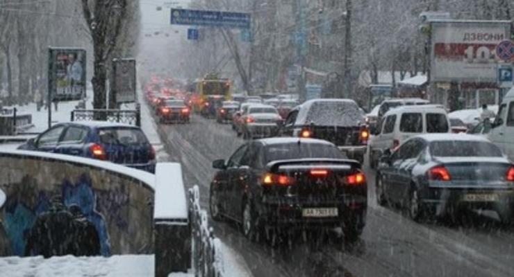 Погода в Украине: синоптики предупреждают о гололедице и снегопаде