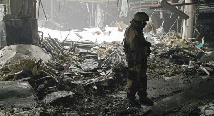 В штабе АТО сообщили, сколько российских военных находятся на Донбассе