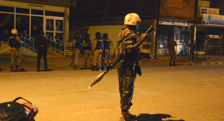 В Буркина-Фасо силовики освободили уже 63 заложника