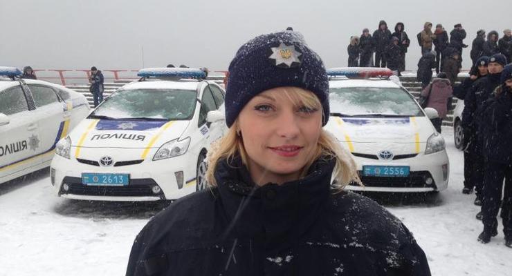 В Днепропетровске приняли присягу патрульные полицейские