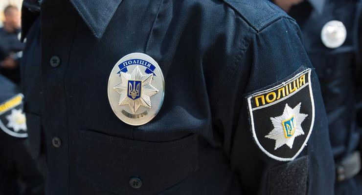 В Киеве женщина наехала на полицейского