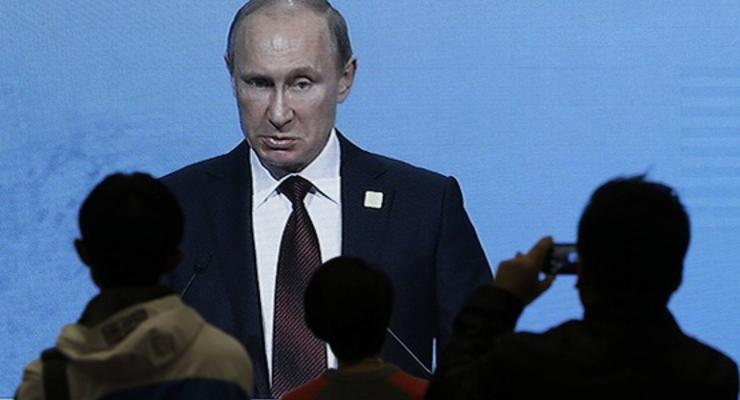У Путина жалобы в интернете вызвали ассоциацию с анонимками и Берией