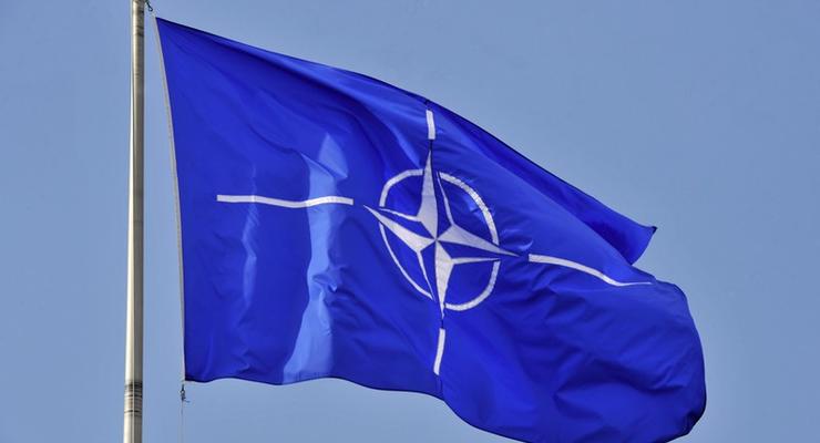НАТО заявляет об усилении эскалации в Донбассе