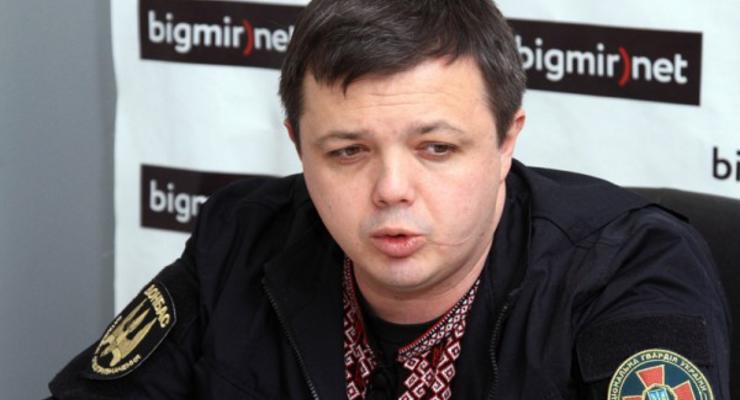 Семенченко лишили звания офицера - СМИ