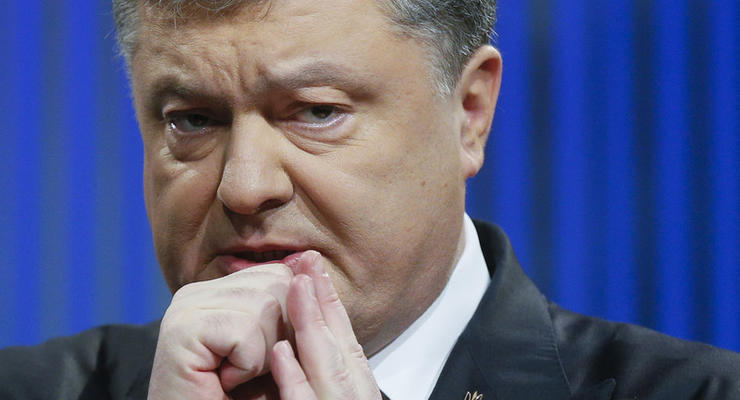 Порошенко: Изменив Конституцию, Украина без уступок вернет Донбасс