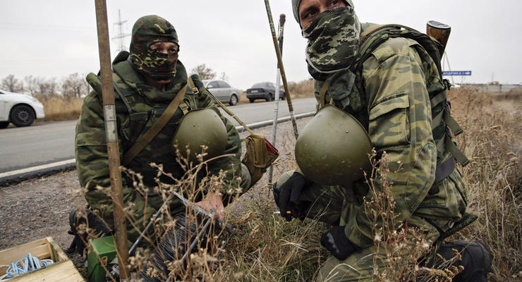 В Донецкой области на растяжке подорвался украинский военный