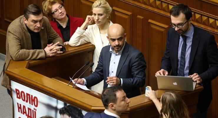 На заседании фракции блока Порошенко произошел скандал