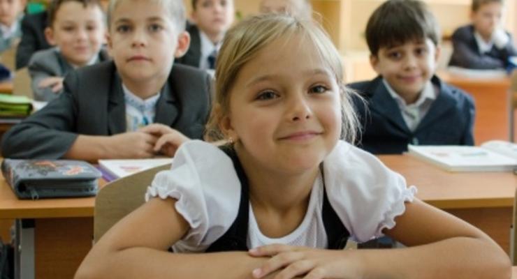 В Киеве и Харькове с 8 февраля возобновляются занятия в школах