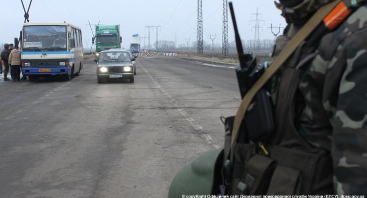 Жителям Донецка доставят 200 тонн гуманитарной помощи