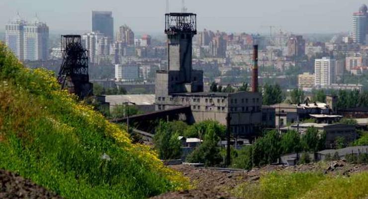 Конституционные изменения о Донбассе "потеряны на год" - дипломат