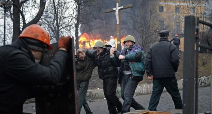 Расстрел Майдана: обвинение еще троих беркутовцев направили в суд