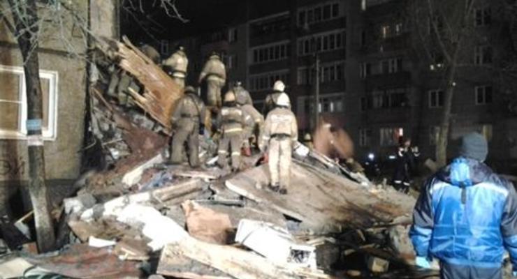 В результате обрушения дома в Ярославле погибли четыре человека