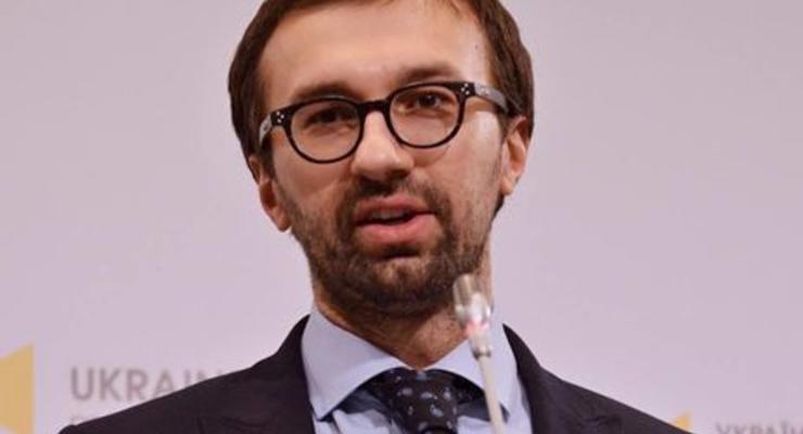 Лещенко: Президент загоняет Яценюка в угол, чтобы он дальше не боролся