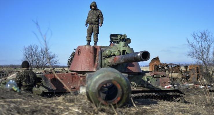 Гибридная армия РФ применяет запрещенные Минском САУ и минометы