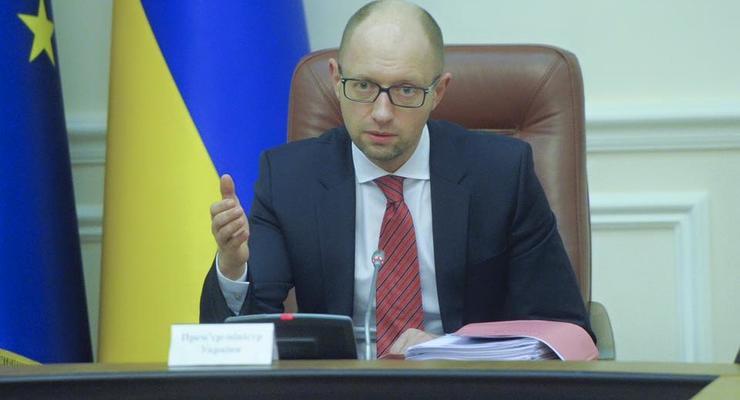 Яценюк анонсировал переговоры по новой коалиции