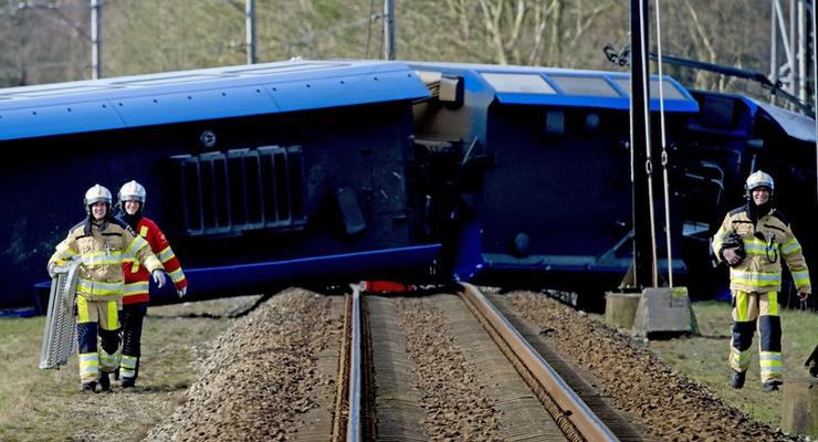 В Нидерландах поезд сошел с рельсов: есть погибшие