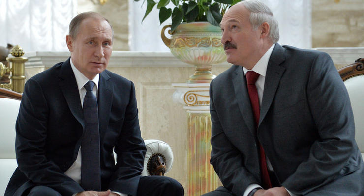 Язык мой - враг мой: Лукашенко перепутал Путина с Медведевым