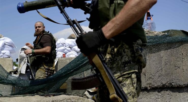Боевики РФ из минометов обстреляли окраины Мариуполя