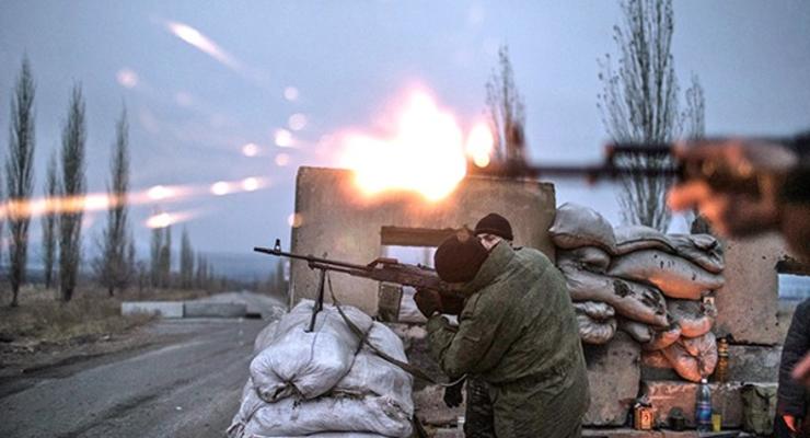 Боевики используют против военных тяжелое оружие: 62 обстрела