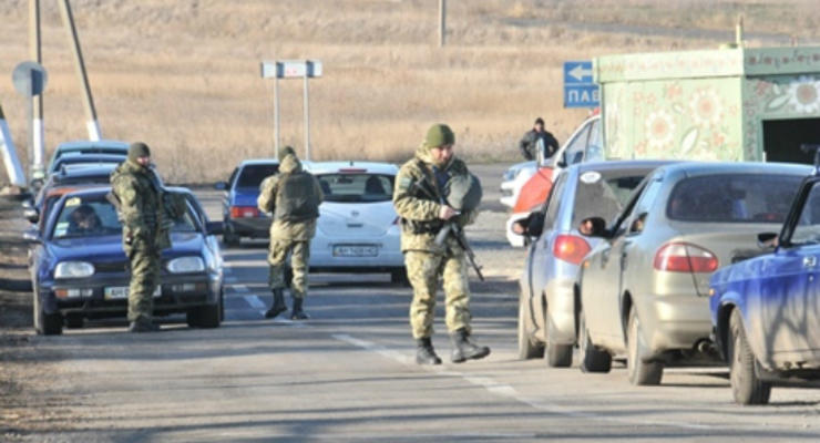 Мониторинг КПВВ Донбасса: произвол, очереди и взятки