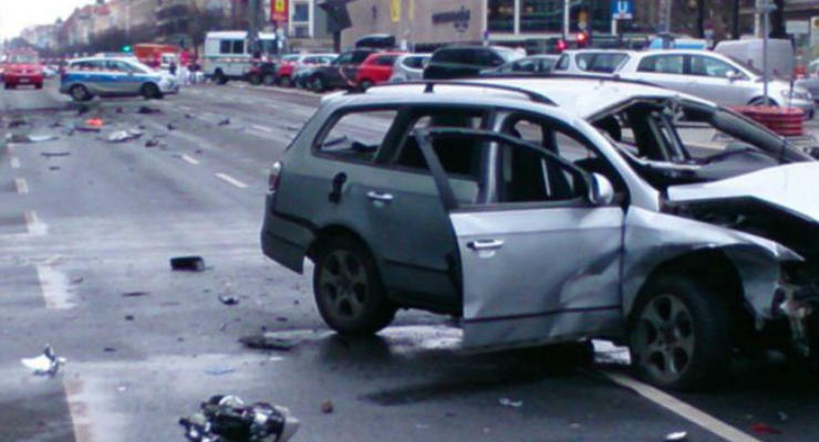 В Берлине на ходу взорвалось авто, погиб мужчина