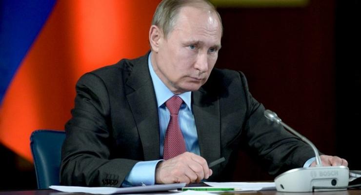 Путин ни с кем не советовался по выводу войск из Сирии - Песков
