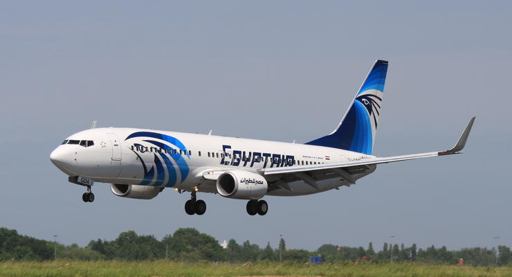 В Египте террористы захватили самолет с 80 пассажирами