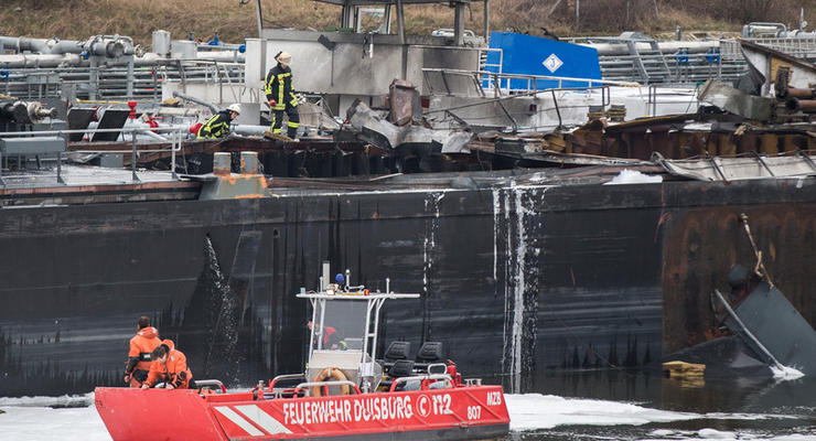 На танкере в Германии произошел взрыв, есть погибшие