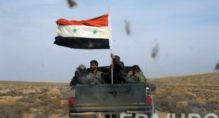 Боевики ИГИЛ сбили военный самолет в Сирии