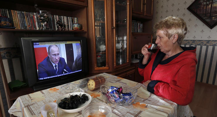 В Латвии на полгода запретили российский телеканал Россия-РТР