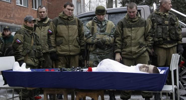 ФСБ инициировало создание в Донецке хранилища убитых военных РФ
